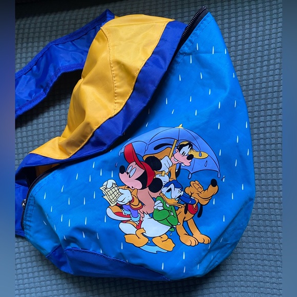 Vintage Disney bag/ backpack - Picture 2 of 15